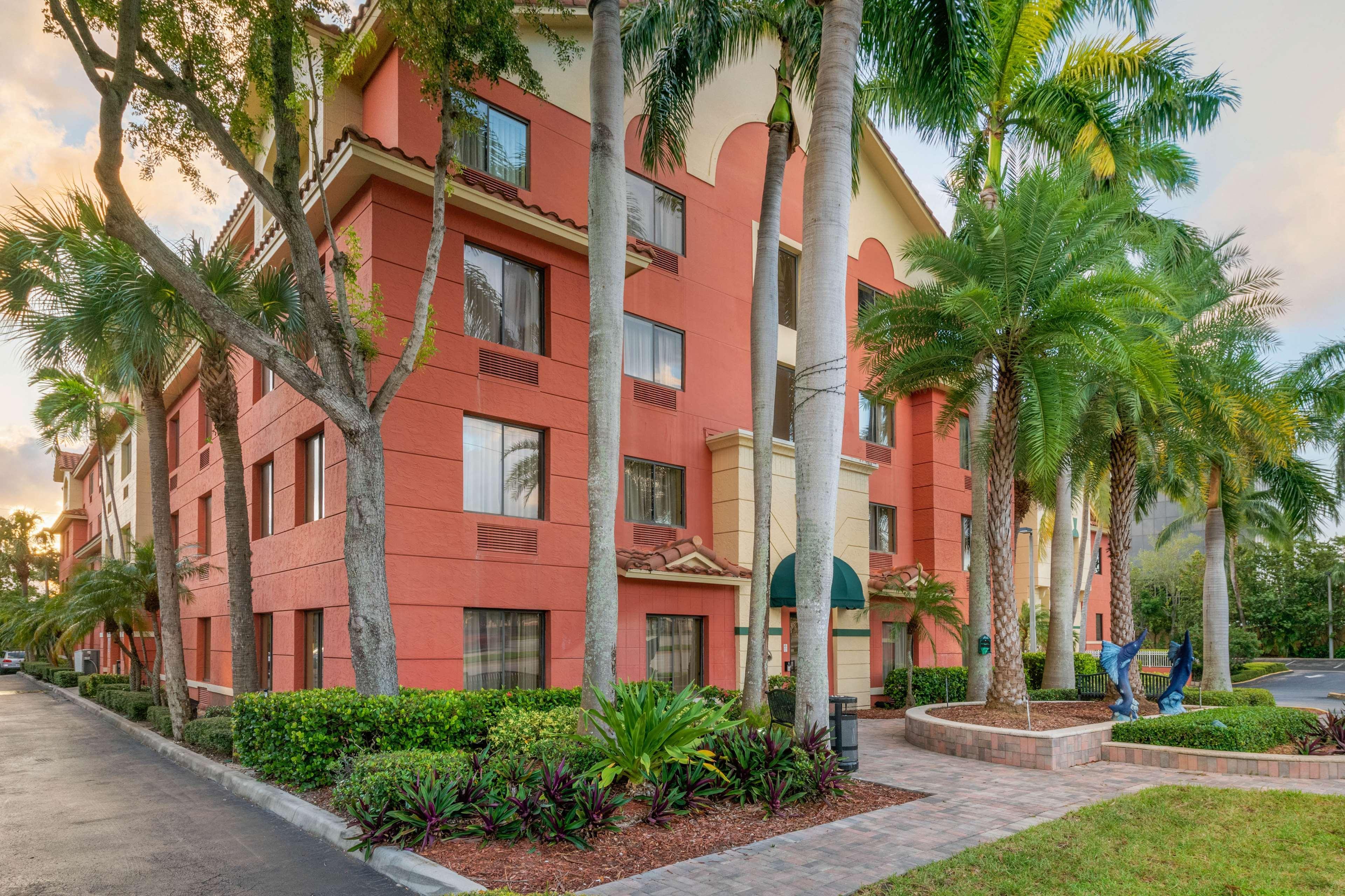 Best Western Plus Palm Beach Gardens Hotel & Suites And Conference Ct Екстер'єр фото