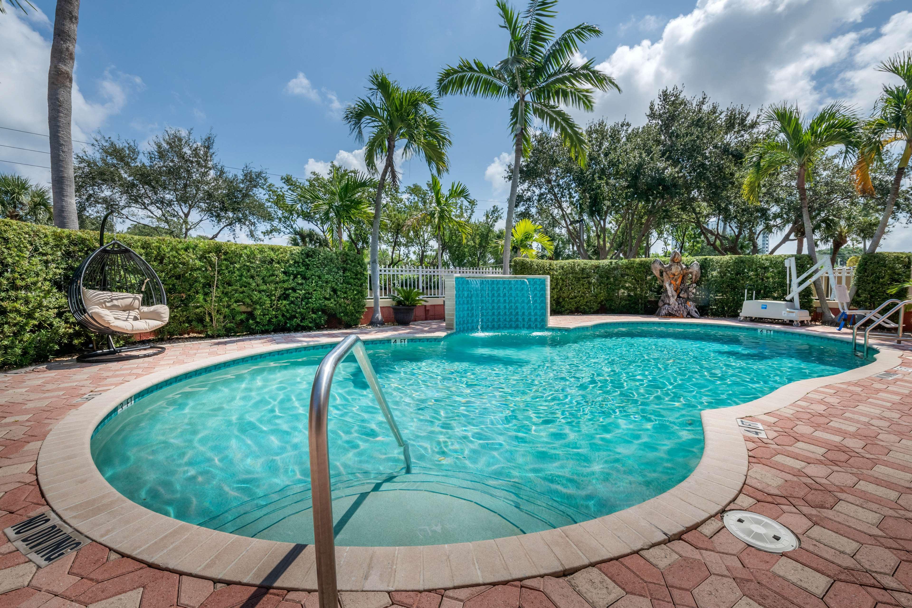 Best Western Plus Palm Beach Gardens Hotel & Suites And Conference Ct Екстер'єр фото